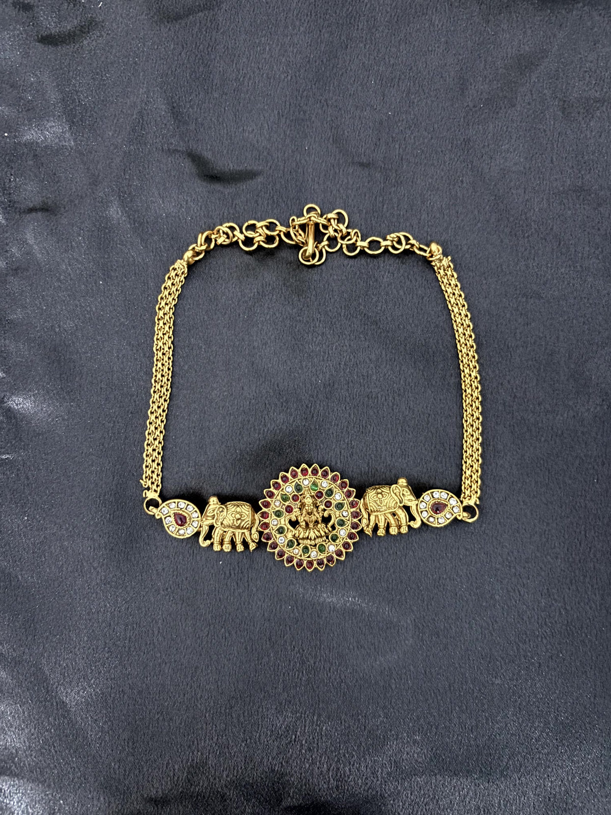 Elephant AD Stone Chocker