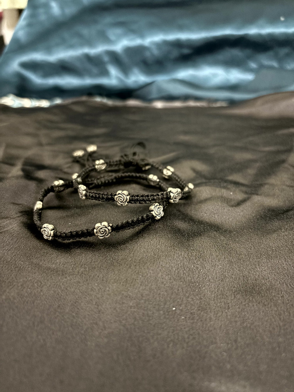 Rose Black Threaded Anklet
